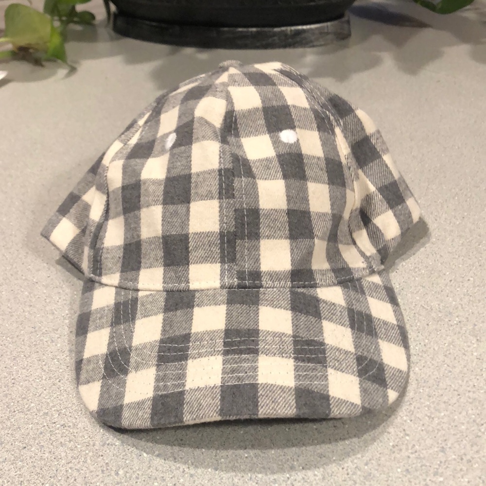 Cocus Pocus - Adjustable Plaid Hat Gray/Cream Flannel Feel Hat.  NWOT